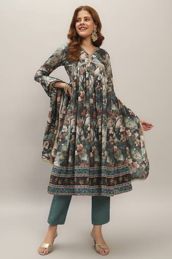 Women's Gorgeous Chanderi Silk Embroidery Flared Kurta with Pant And Dupatta Set