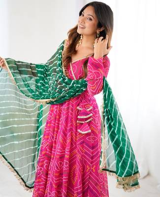 pink bandhani anarkali kurta with dupatta 3