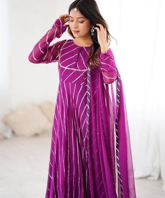 Purple leheriya anarkali kurta with dupatta 3