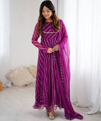 Purple leheriya anarkali kurta with dupatta 4