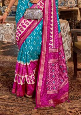 Blue silk blend printed saree with unstitched blouse 3