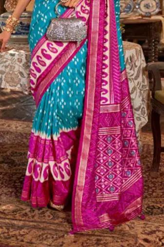 Blue silk blend printed saree with unstitched blouse