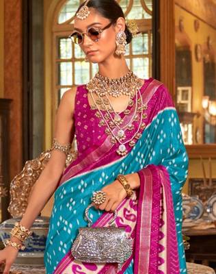 Blue silk blend printed saree with unstitched blouse 4