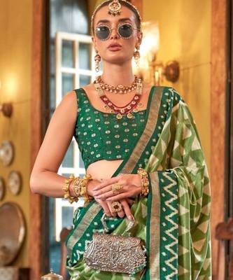 Parrot green silk blend printed saree with unstitched blouse 4