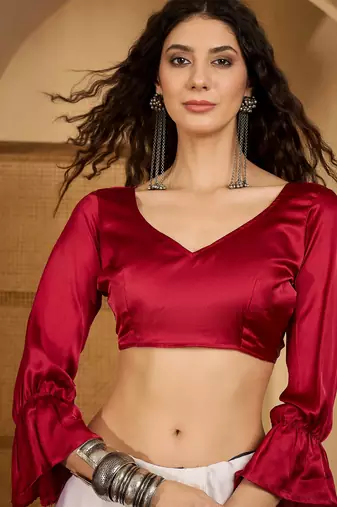 off white satin georgette printed saree with unstitched blouse