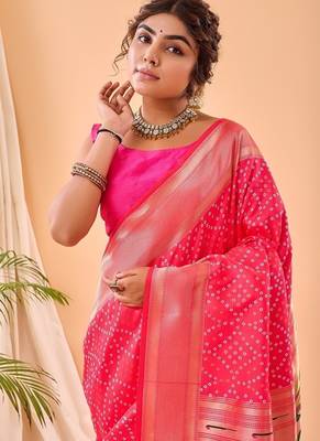 Rani Pink Bandhani Weaving Saree With Paithani Pallu   1