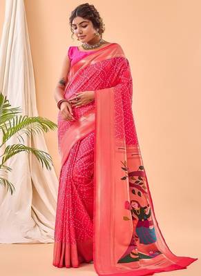 Rani Pink Bandhani Weaving Saree With Paithani Pallu   5