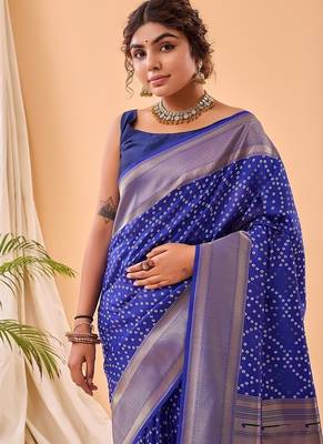 Navy Blue Bandhani Weaving Saree With Paithani Pallu   1