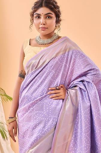 Lavender Bandhani Weaving Saree With Paithani Pallu  