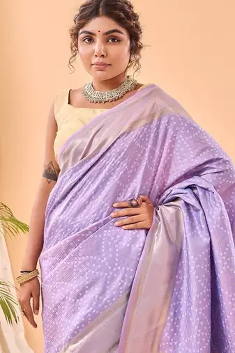 Lavender Bandhani Weaving Saree With Paithani Pallu  