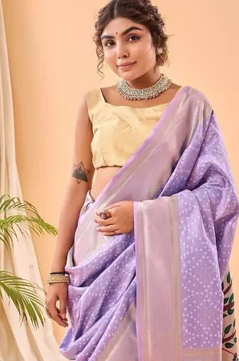 Lavender Bandhani Weaving Saree With Paithani Pallu  