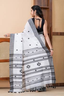 White khadi cotton with heavy jamdani palla and tassels saree 3