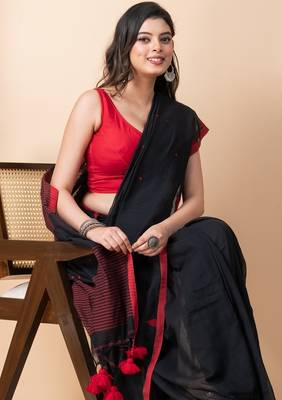 Black handloom pure cotton all over jamdani buta and big tassels saree 3
