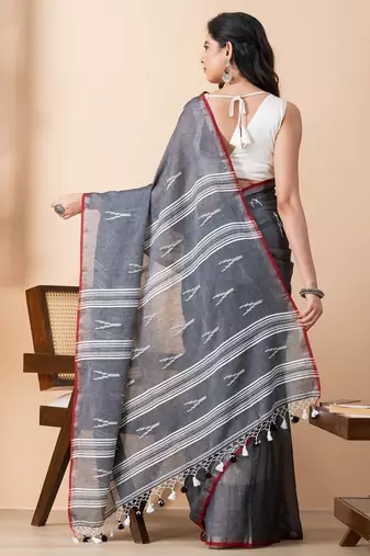 Grey handloom pure cotton jamdani and tassels saree