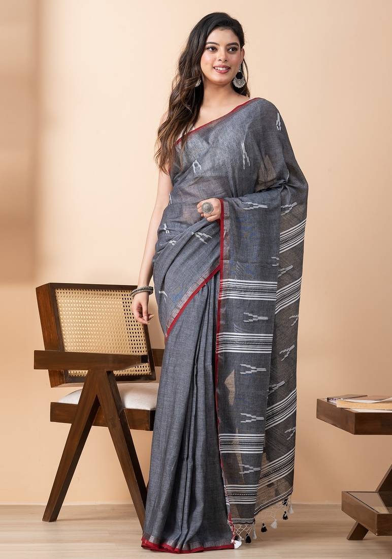 Grey handloom pure cotton jamdani and tassels saree