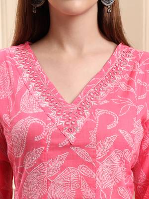pink pure cotton floral thread work anarkali kurta trouser dupatta set 4