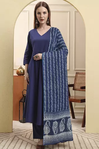 Yufta blue floral a-line maternity kurta trouser dupatta set