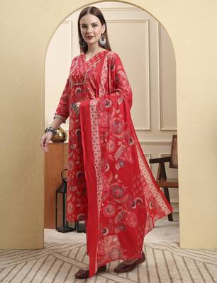 red beads and stones straight kurta trouser dupatta set 2
