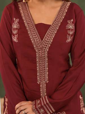 red embroidered straight silk blend long sleeves kurti palazzo dupatta set 4