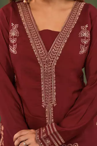 red embroidered straight silk blend long sleeves kurti palazzo dupatta set