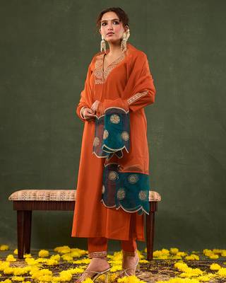 orange silk blend kurta set with embroidery 2