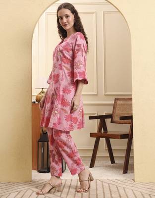pink floral print pure cotton v-neck a-line kurta trouser set 2