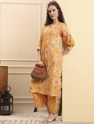 mustard floral print a-line kurta trouser set 5