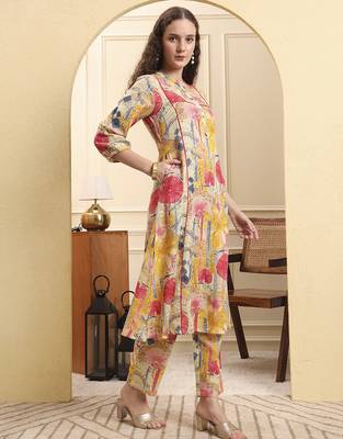 yellow floral print a-line kurta trouser set 2