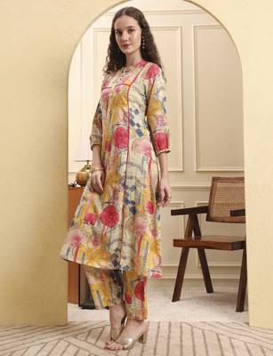yellow floral print a-line kurta trouser set 5