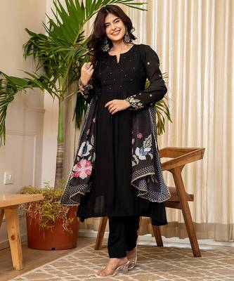 black resham embroidery a-line chanderi silk kurta trouser dupatta set 2