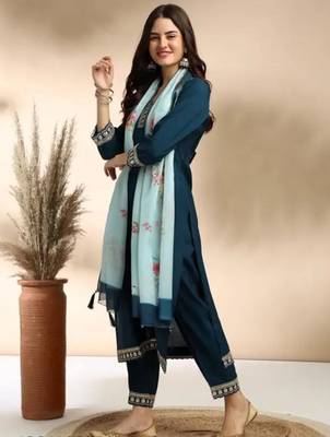 Stylish designer rayon biscuit slub fabric embroidery work kurta set with chanderi jaquard dupatta 2
