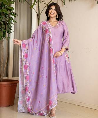lavender resham embroidery a-line chanderi silk kurta trouser dupatta set 1