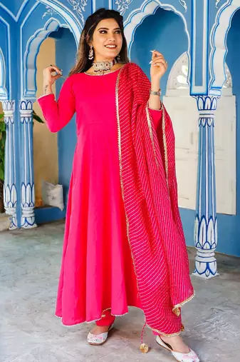 Blooming Pink embroidered  Suit Set Wedding Wear Suit Set Summer Wear