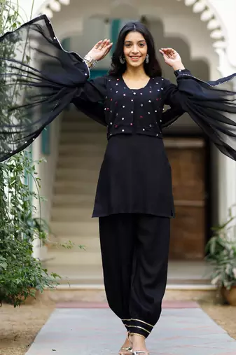 Black Mirror Work Suit Set With Jacket And Potli Heavy Five Piece Suit Set