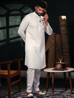 Off white cotton kurta pajama 5