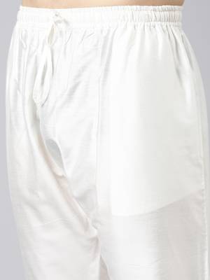 Arjun bijlani in white plain short kurta pajama 5