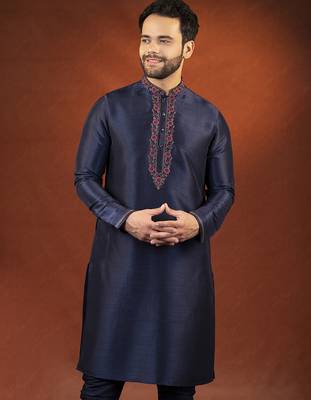Navy pashmina embroidered kurta pajama 4