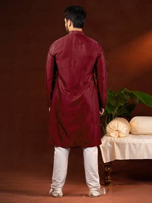 Maroon embroidery kurta pajama 5
