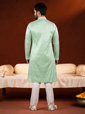Green embroidery kurta pajama 5