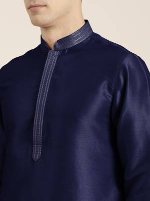 Navy blue embroidered kurta pajama 5