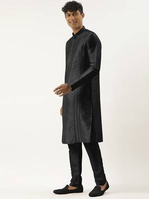 Black embroidered kurta pajama 3
