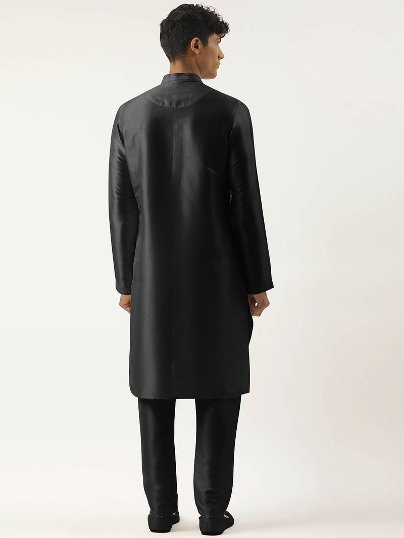 Black embroidered kurta pajama