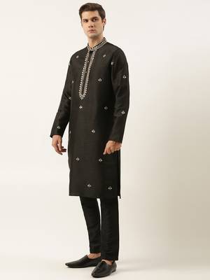 Black silk gota embroidered kurta pajama 3