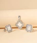 White cubic zirconia pendant set with geometric design