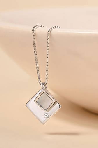 Dual pendant four-shape silver necklace with overlapping design and daily wear appeal