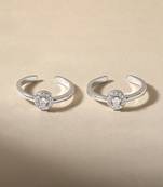 Touch925 centered stone toe rings