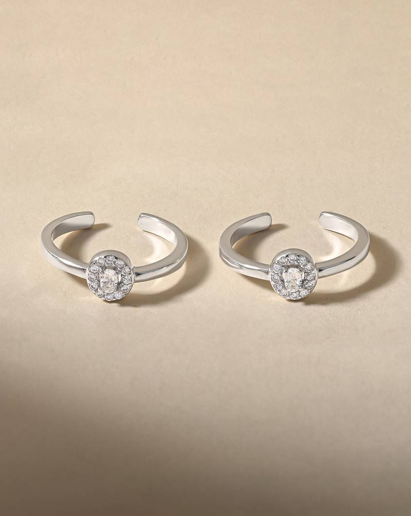 Touch925 centered stone toe rings