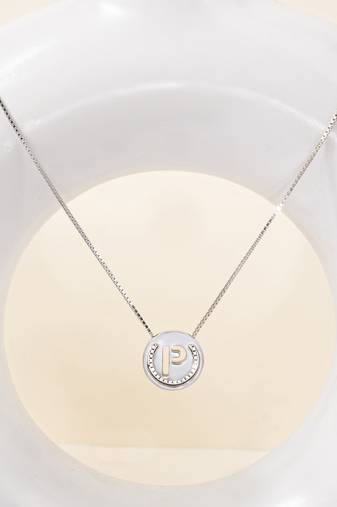 Initial 'p' round pendant silver necklace with cube chain and bold charm