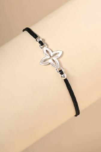 Stone studded flower bracelet