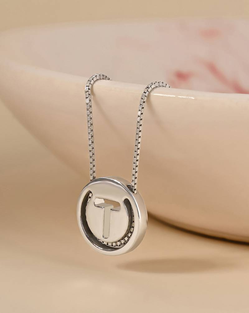 Initial 't' round pendant silver necklace with cube chain and bold charm
